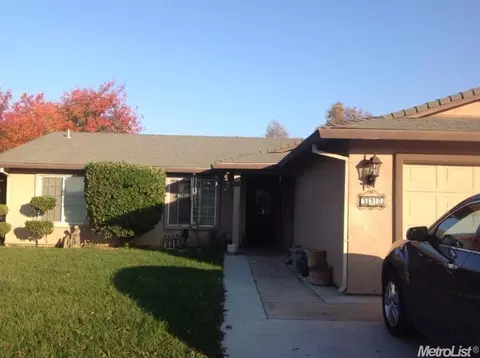 928 Chalone Dr, Modesto, CA 95358 photo 3