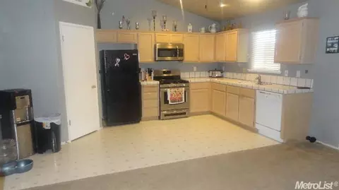 5124 Amaro Way, Salida, CA 95368 photo 4