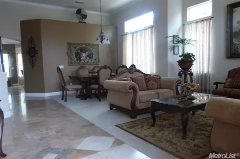 4162 Post Oak Dr, Turlock, CA 95382 photo 3