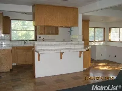 1066 E Willow Ave, Manteca, CA 95337 photo 7