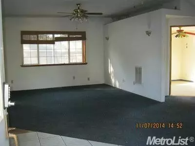 1066 E Willow Ave, Manteca, CA 95337 photo 6