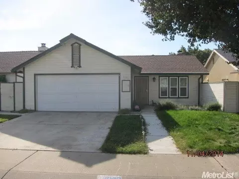1908 Amsterdam Ln, Modesto, CA 95356 photo 1