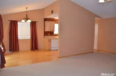 367 Valley Ave, Lodi, CA 95240 photo 6