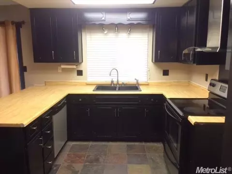 3016 Poppypatch Dr, Modesto, CA 95354 photo 3