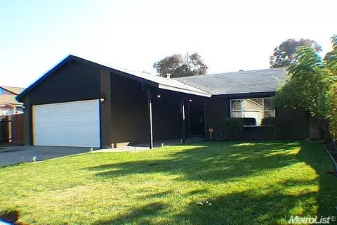 3016 Poppypatch Dr, Modesto, CA 95354 photo 1