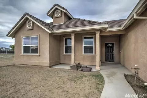 185 E Milgeo Ave, Ripon, CA 95366 photo 2