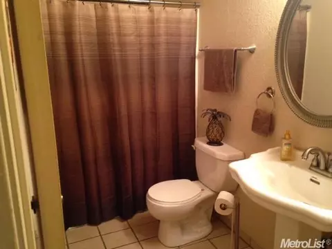3060 N Olive Ave, Turlock, CA 95382 photo 12