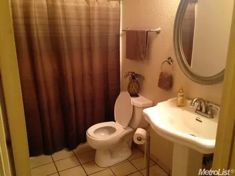 3060 N Olive Ave, Turlock, CA 95382 photo 10