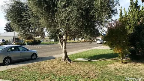 3060 N Olive Ave, Turlock, CA 95382 photo 23