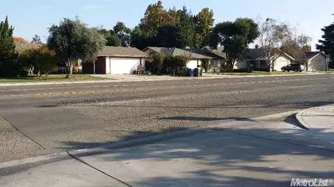 3060 N Olive Ave, Turlock, CA 95382 photo 25