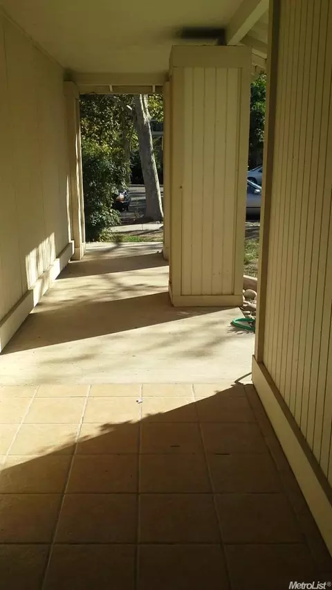 561 W Central Ave, Tracy, CA 95376 photo 3