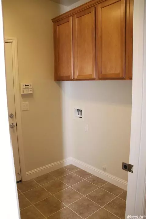1595 Maple Valley St, Manteca, CA 95336 photo 19