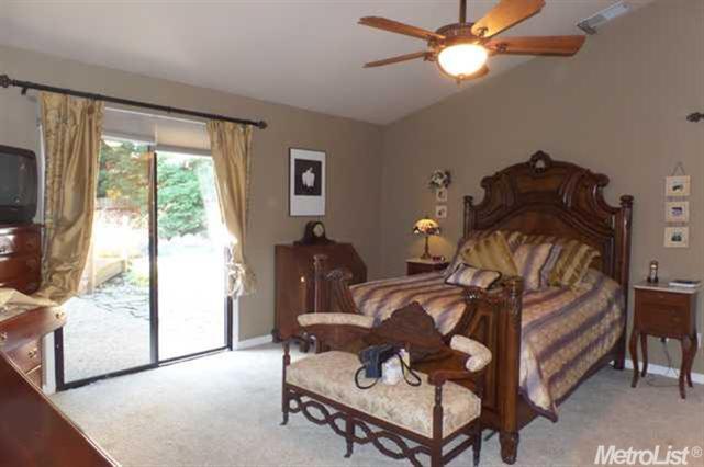 115 Spring Water Way, Folsom, CA 95630 photo 8