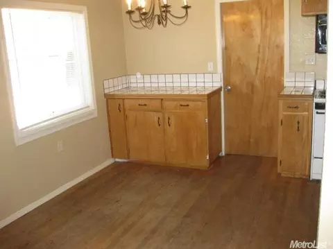 1417 Joni Ave, Modesto, CA 95350 photo 4
