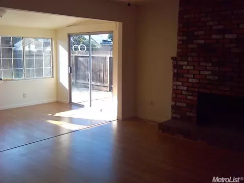 1948 Bavil Dr, Ceres, CA 95307 photo 4