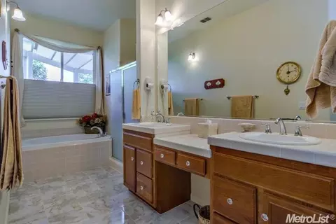 2215 Rockwell Dr, Davis, CA 95618 photo 14