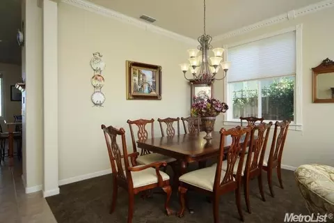 2215 Rockwell Dr, Davis, CA 95618 photo 6