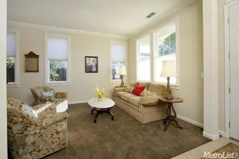 2215 Rockwell Dr, Davis, CA 95618 photo 10