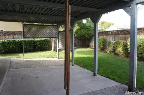 1411 Mcdermott Ct, Tracy, CA 95376 photo 12