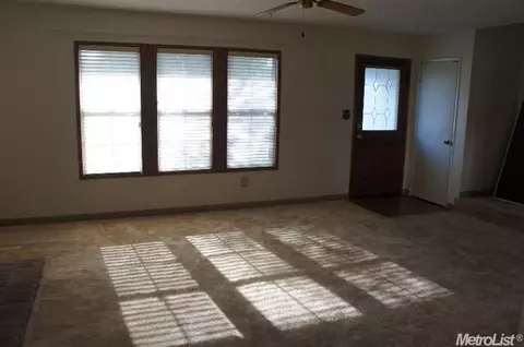 1411 Mcdermott Ct, Tracy, CA 95376 photo 4