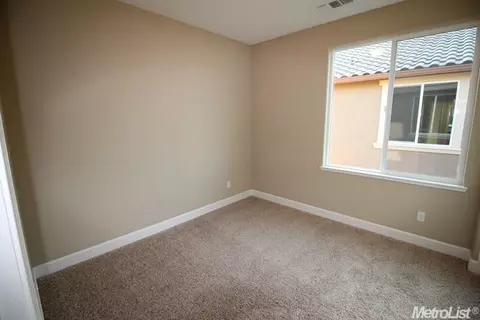 1492 Field Dr, Turlock, CA 95382 photo 19