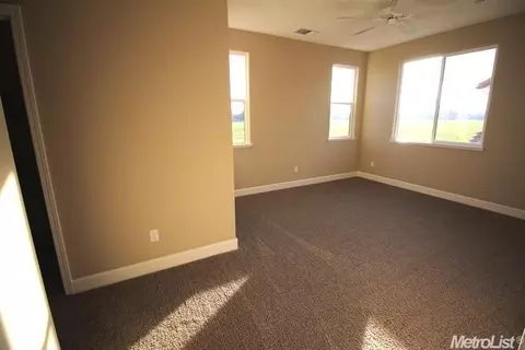 1482 Field Dr, Turlock, CA 95382 photo 16