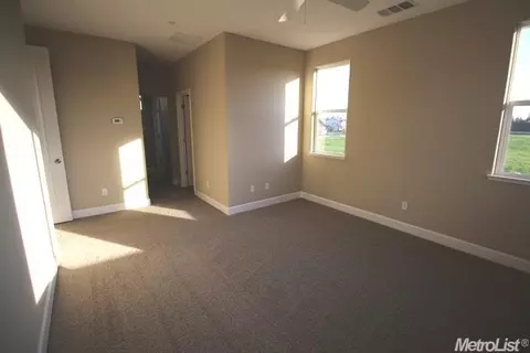 1482 Field Dr, Turlock, CA 95382 photo 17