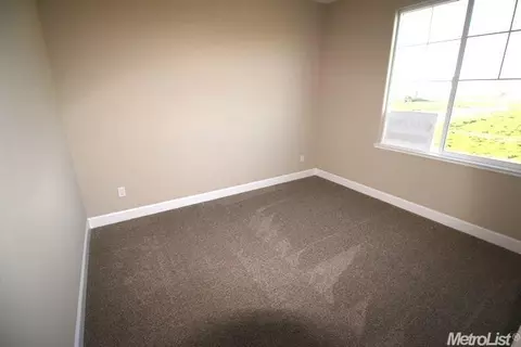 1482 Field Dr, Turlock, CA 95382 photo 11