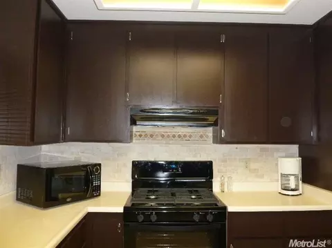 271 W E St, Galt, CA 95632 photo 6