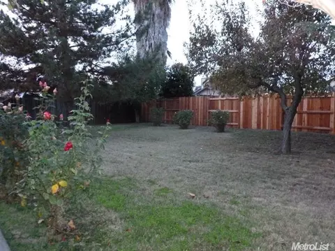 271 W E St, Galt, CA 95632 photo 16