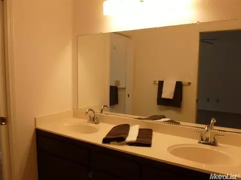 271 W E St, Galt, CA 95632 photo 12