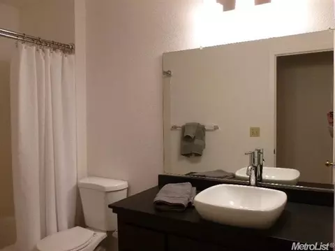 271 W E St, Galt, CA 95632 photo 8