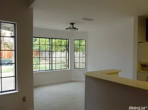 271 W E St, Galt, CA 95632 photo 3