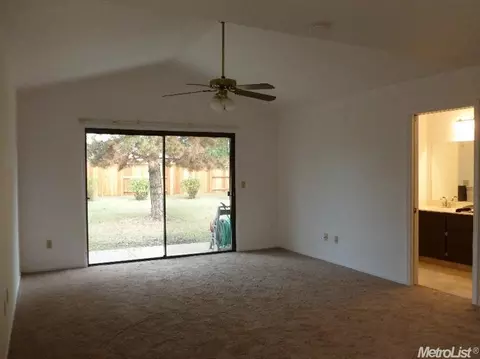 271 W E St, Galt, CA 95632 photo 10