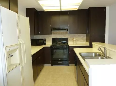 271 W E St, Galt, CA 95632 photo 4