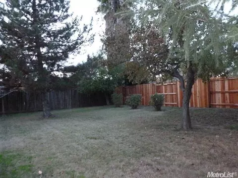271 W E St, Galt, CA 95632 photo 17