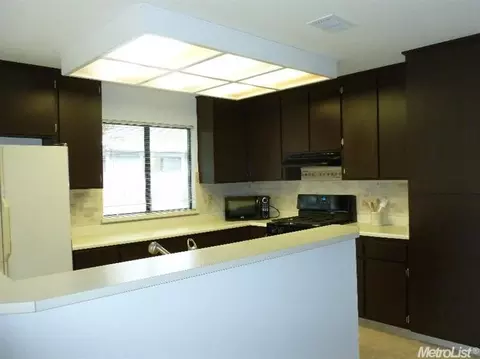 271 W E St, Galt, CA 95632 photo 5