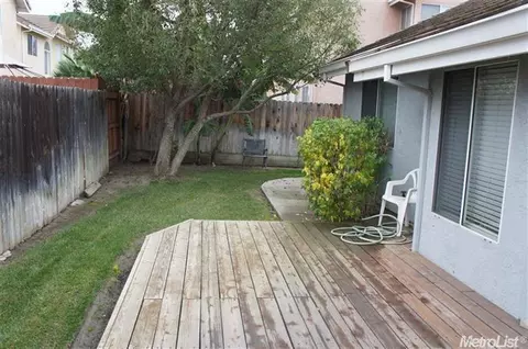 1562 Shadowood Ct, Tracy, CA 95376 photo 13