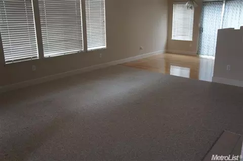 1562 Shadowood Ct, Tracy, CA 95376 photo 3