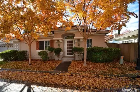 1135 Reston Dr, Folsom, CA 95630 photo 1