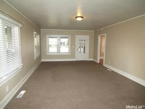 301 S Orange St, Turlock, CA 95380 photo 6