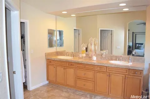 3807 Gresham Ln, Sacramento, CA 95835 photo 16