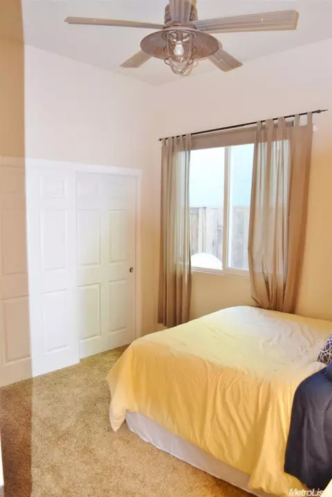 3807 Gresham Ln, Sacramento, CA 95835 photo 17