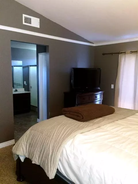 1146 E Hill Ct, Galt, CA 95632 photo 14