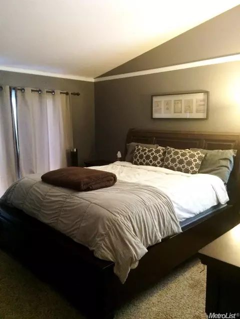 1146 E Hill Ct, Galt, CA 95632 photo 13