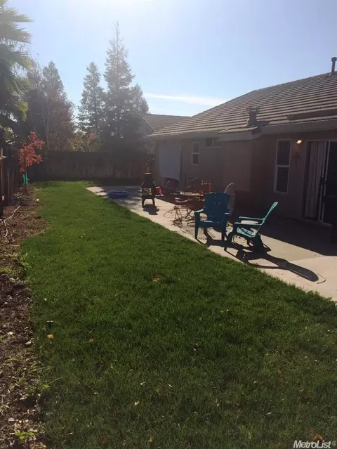 1146 E Hill Ct, Galt, CA 95632 photo 24