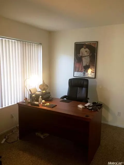 1146 E Hill Ct, Galt, CA 95632 photo 20