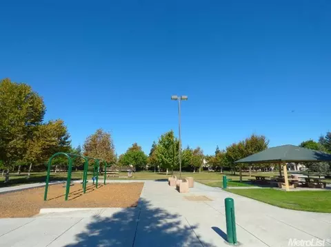1922 Caprice Dr, Turlock, CA 95382 photo 18