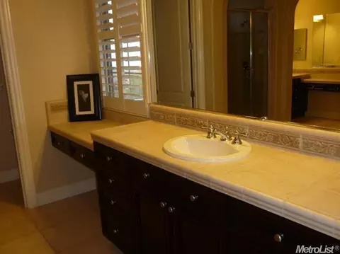 2005 Caversham Way, Folsom, CA 95630 photo 17