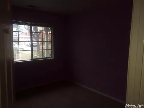 936 Yellow Brick Rd, Modesto, CA 95351 photo 7